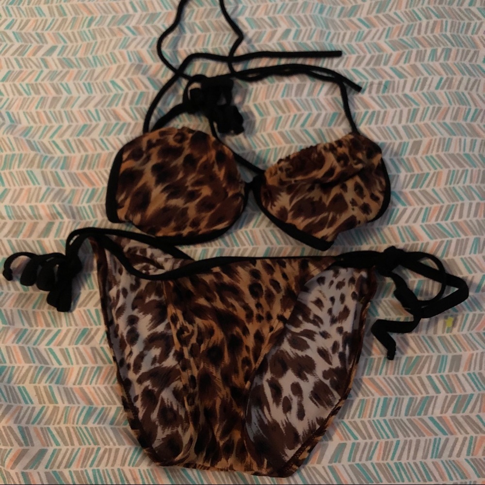 [Malibu Dream Girls] Cheetah Print Bikini